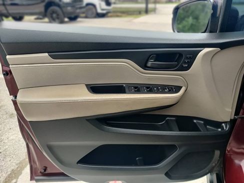 Used 2019 Honda Odyssey EX-L image 28
