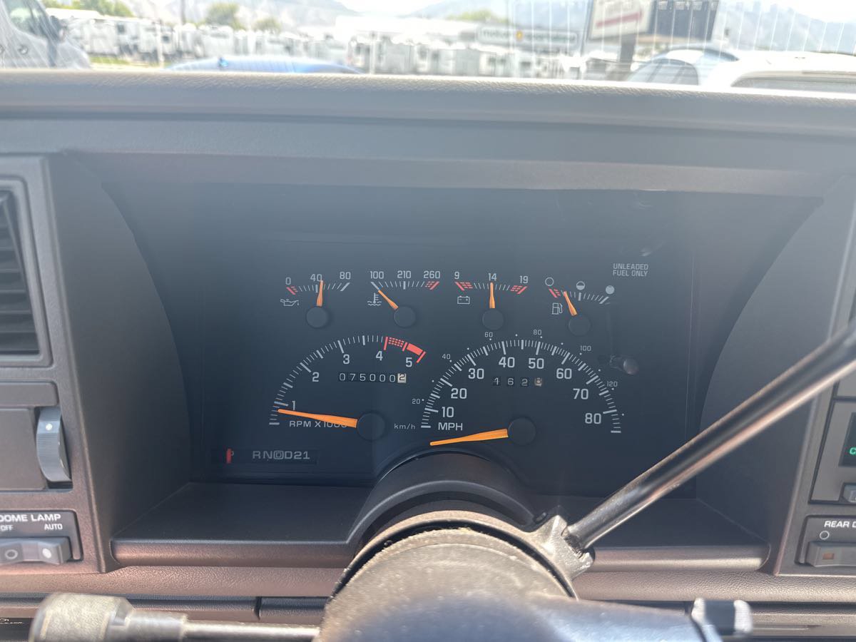 Used 1994 GMC Yukon 4WD 2-Door image 25