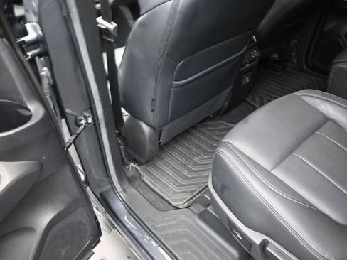 Used 2024 Subaru Ascent Limited image 18