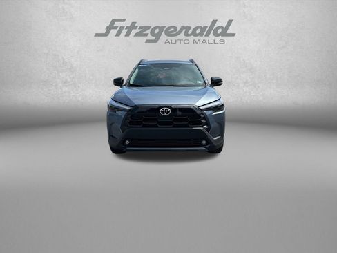 Used 2026 Toyota Corolla Cross XLE w/ Convenience Package AWD/4WD image 2