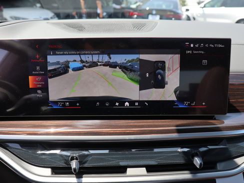 Used 2026 BMW X5 xDrive50e w/ M Sport Package image 15