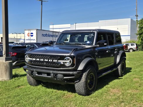 Used 2021 Ford Bronco Wildtrak AWD/4WD image 3