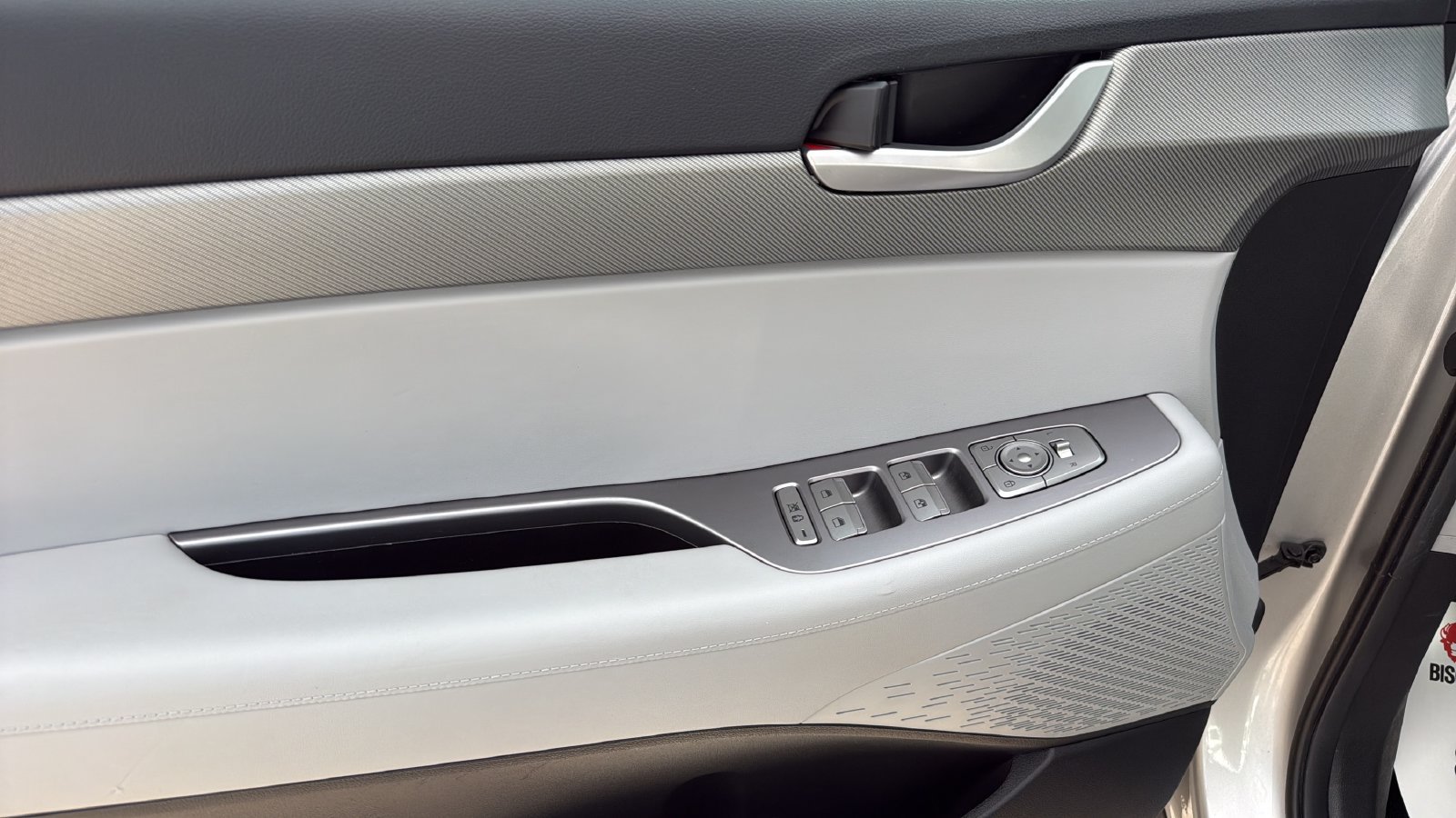 Used 2025 Hyundai Palisade SEL FWD image 11