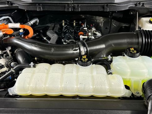 Used 2025 Ford F150 XLT w/ Equipment Group 301A Standard AWD/4WD image 33