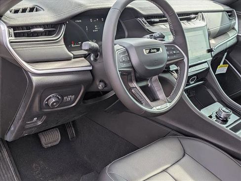 New 2026 Jeep Grand Cherokee Limited AWD/4WD image 3