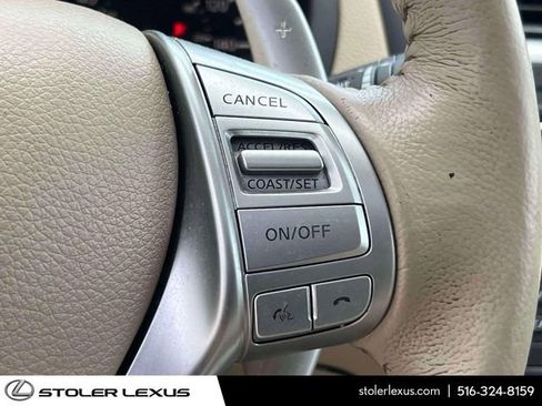 Used 2017 Nissan Altima 3.5 SL FWD image 28