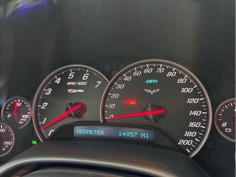 Used 2008 Chevrolet Corvette Z06 RWD image 3