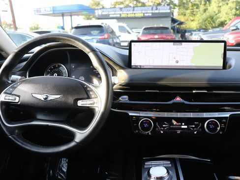 Used 2023 Genesis G80 2.5T image 17