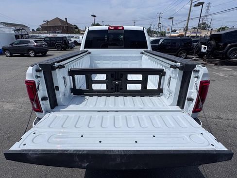 Used 2026 RAM 2500 Limited AWD/4WD image 7