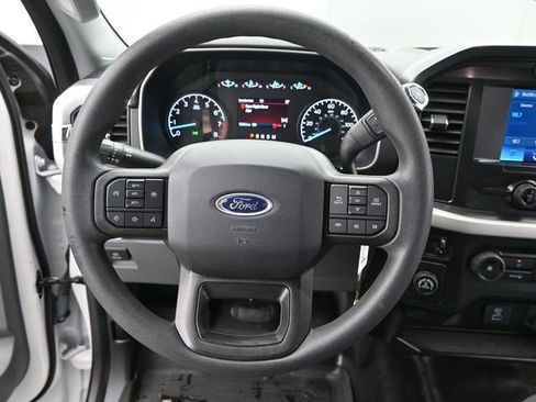 Used 2022 Ford F150 XL w/ Trailer Tow Package image 7