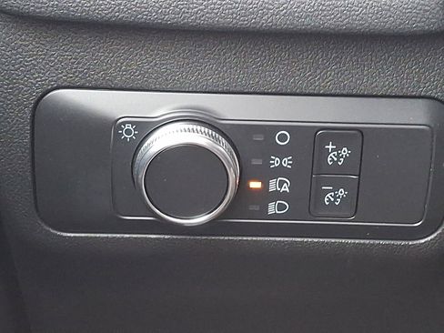 Certified 2022 Ford Escape SE image 24