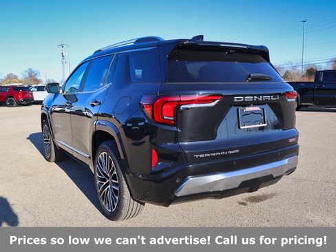 New 2026 GMC Terrain Denali w/ LPO, Floor Liner Package image 31