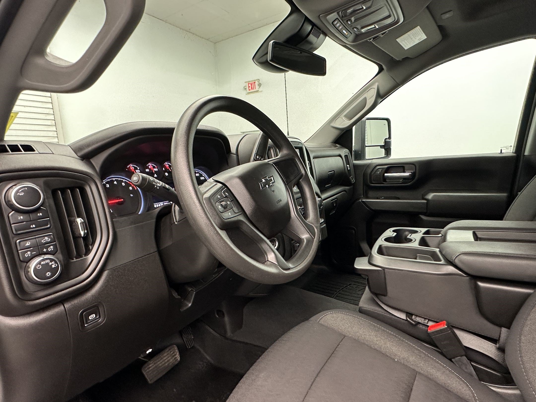 Certified 2025 Chevrolet Silverado 2500 Custom w/ Custom Value Package AWD/4WD image 4