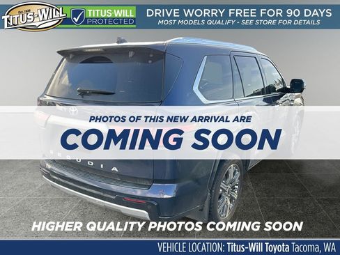 Used 2023 Toyota Sequoia Capstone image 4