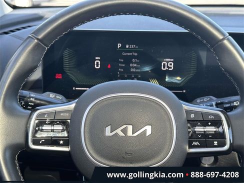 Certified 2024 Kia Sorento S w/ Panoramic Sunroof Package image 18