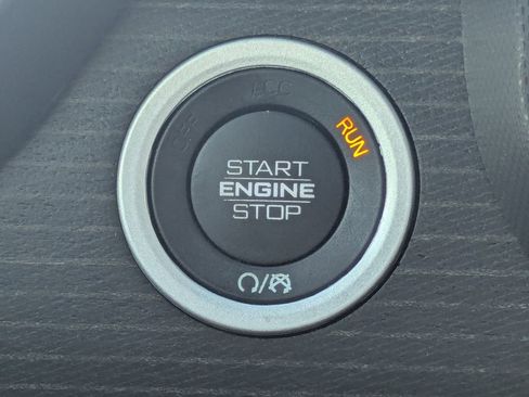 Used 2022 RAM 1500 Limited RWD image 29