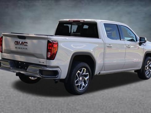 New 2026 GMC Sierra 1500 SLE w/ Preferred Package AWD/4WD image 3