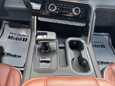Certified 2025 GMC Sierra 1500 Denali Ultimate AWD/4WD image 15