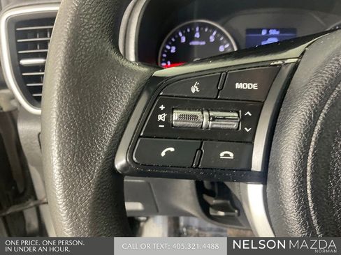 Used 2021 Kia Sportage LX FWD image 43