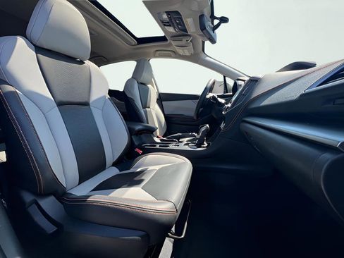 Used 2023 Subaru Crosstrek 2.5i Limited AWD/4WD image 37