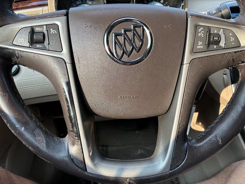 Used 2013 Buick LaCrosse Leather FWD image 9