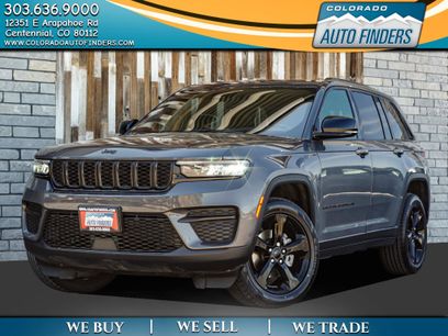 Used 2023 Jeep Grand Cherokee Altitude