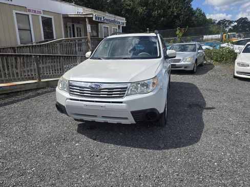 Used 2010 Subaru Forester 2.5X Premium image 6