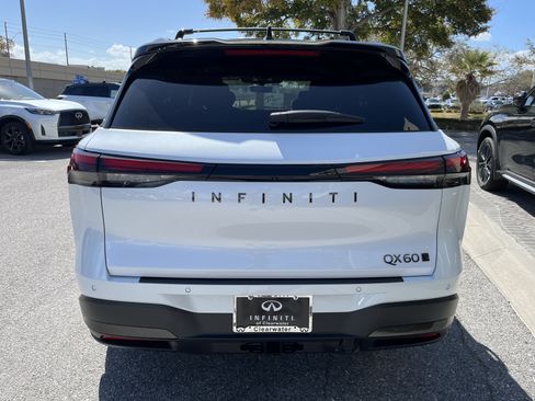 Certified 2026 INFINITI QX60 Autograph w/ Dark Cargo Package AWD/4WD image 4