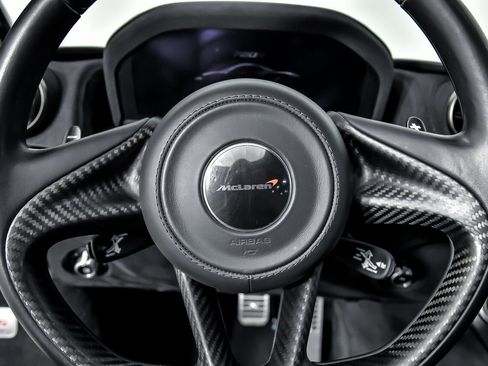 Used 2018 McLaren 720S image 29