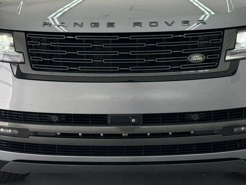 Used 2023 Land Rover Range Rover Long Wheelbase SE AWD/4WD image 19