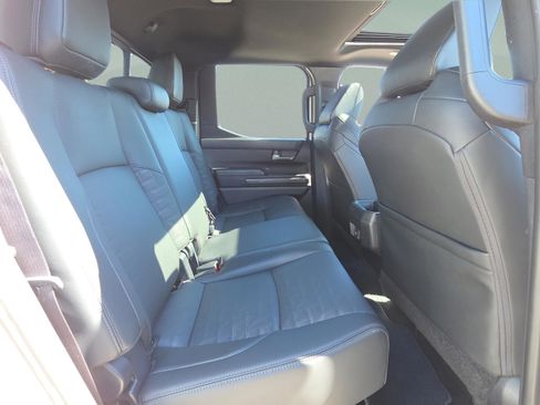 Certified 2024 Toyota Tacoma TRD Off-Road image 19