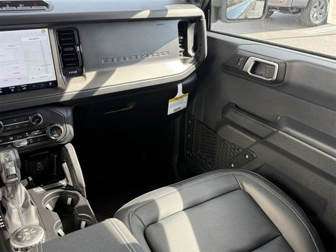 New 2026 Ford Bronco Big Bend w/ Black Diamond Package image 12