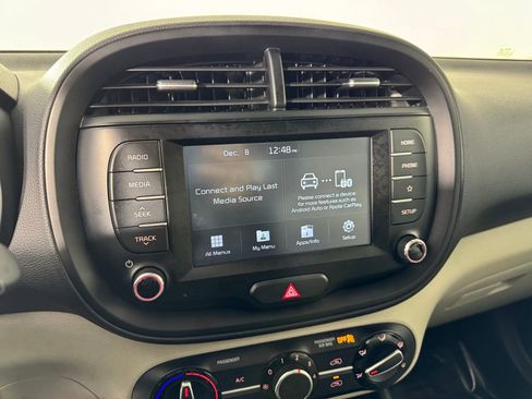 Used 2020 Kia Soul S image 13