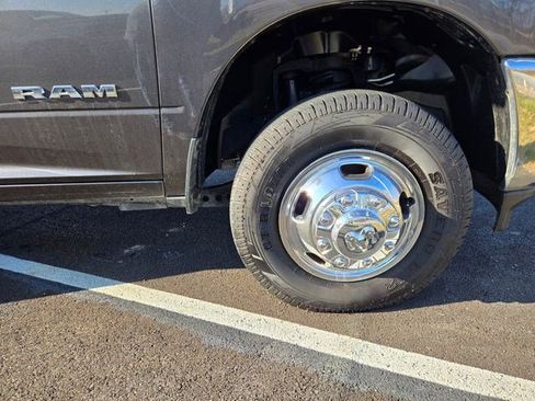 Used 2020 RAM 3500 Tradesman image 22