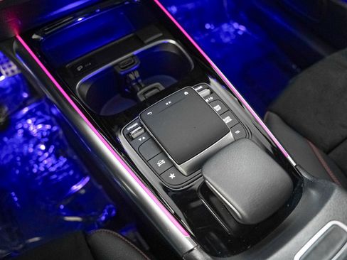 Certified 2022 Mercedes-Benz GLA 250 image 19