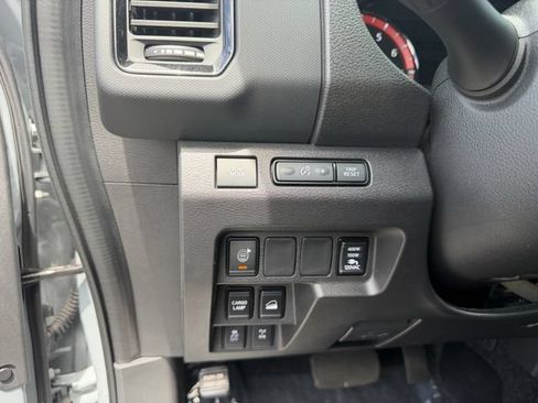 Used 2024 Nissan Frontier PRO-4X w/ Pro Convenience Package AWD/4WD image 22
