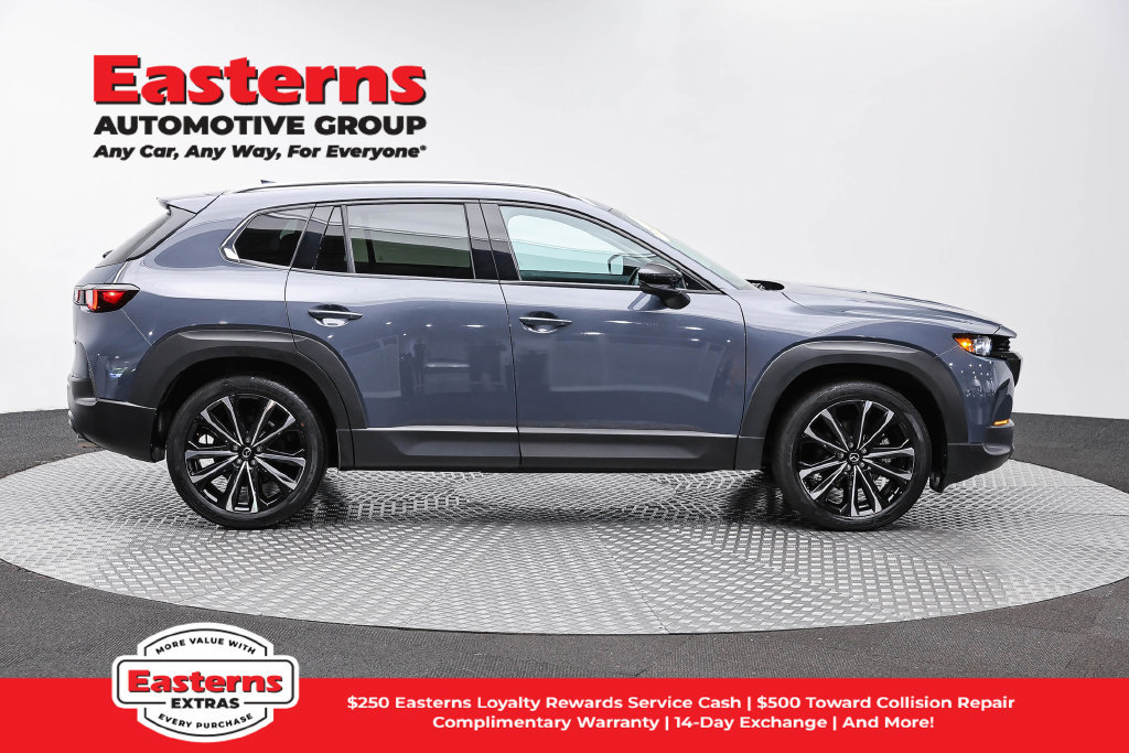 Used 2025 MAZDA CX-50 AWD 2.5 S w/ Premium Plus Pkg image 5