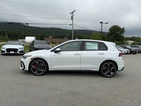 New 2025 Volkswagen GTI Autobahn image 8