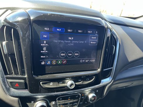 Used 2023 Chevrolet Traverse High Country w/ LPO, Floor Liner Package image 22