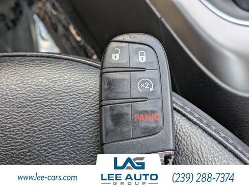 Used 2018 Jeep Compass Latitude w/ Popular Equipment Group FWD image 29
