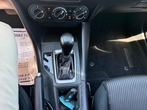 Used 2014 MAZDA MAZDA3 i Touring FWD image 25