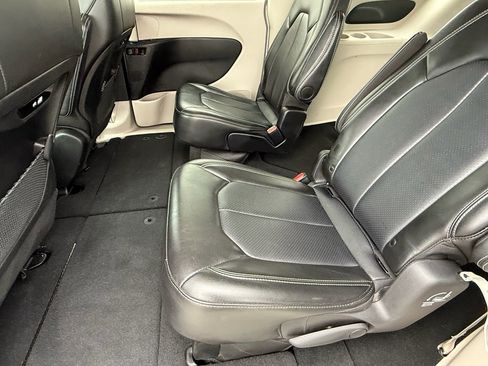 Used 2023 Nissan Altima 2.5 SV image 13