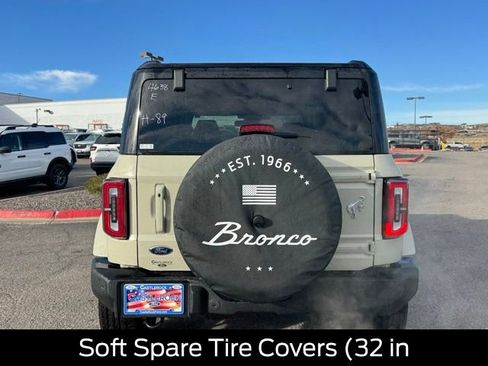New 2025 Ford Bronco Outer Banks image 4