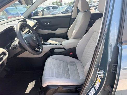 Used 2024 Honda HR-V LX image 11