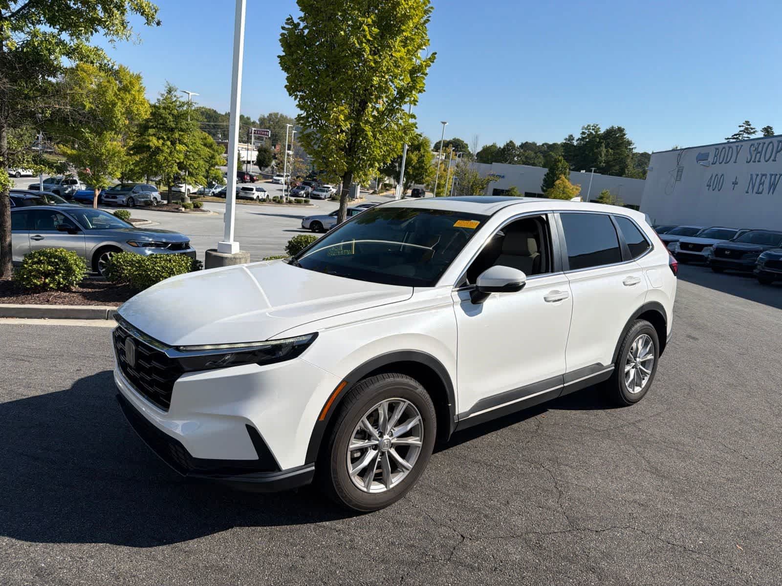 Used 2025 Honda CR-V EX image 5