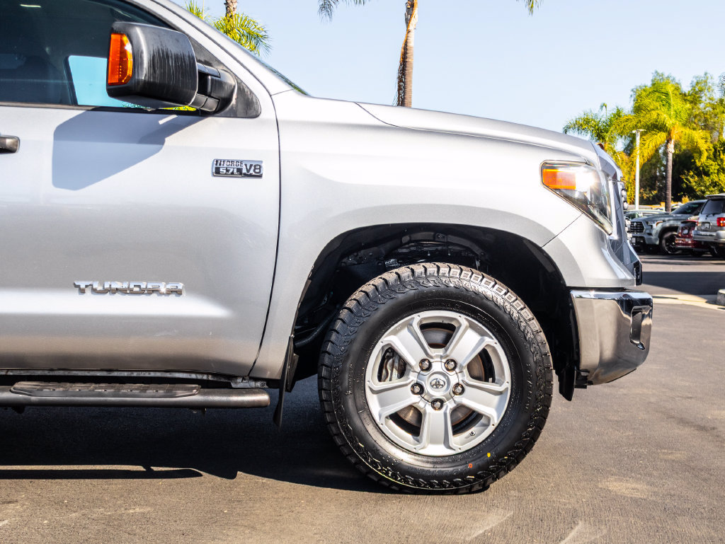 Used 2020 Toyota Tundra SR5 w/ SR5 Upgrade Package RWD image 9