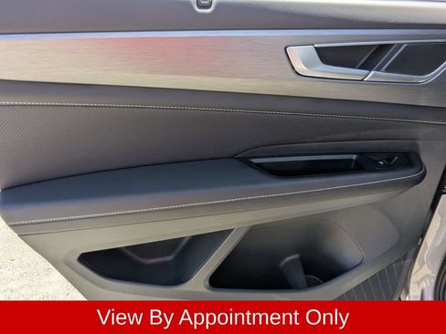 Used 2025 Volkswagen Atlas Cross Sport SE FWD image 26