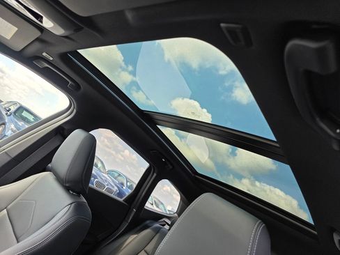New 2026 BMW X1 xDrive28i AWD/4WD image 9