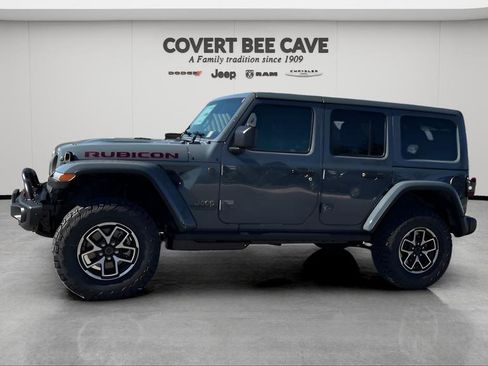 New 2026 Jeep Wrangler Unlimited Rubicon w/ Steel Bumper Group image 4
