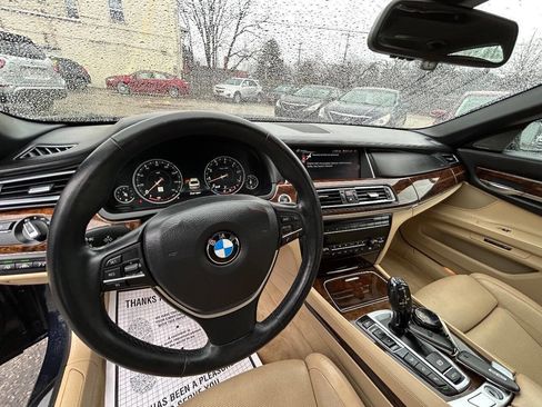 Used 2015 BMW 750Li xDrive image 5